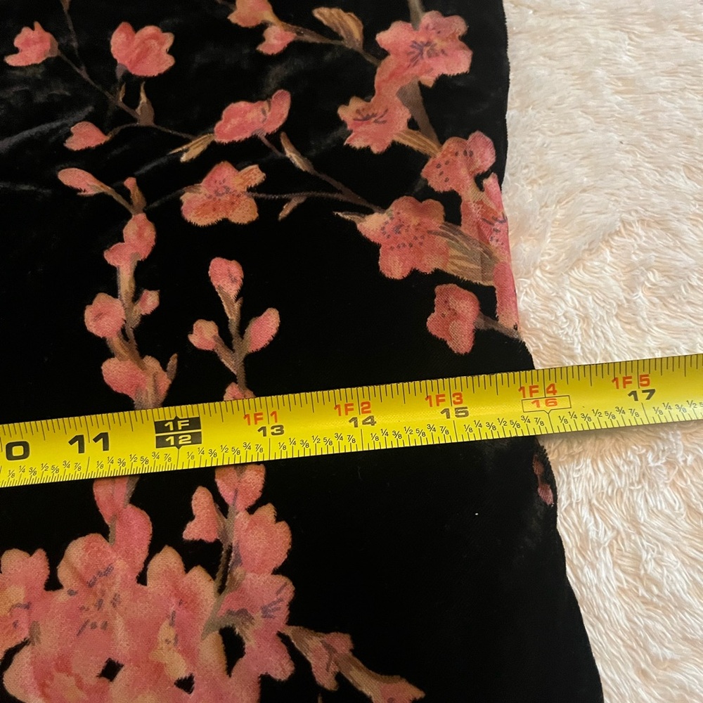 Polly, Black and pink  crushed Velvet Floral Black Dress, Size 12 AU/ 8 US - Picture 10 of 12